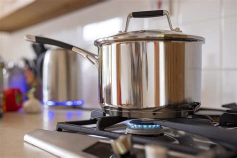 gas stoves indoor air